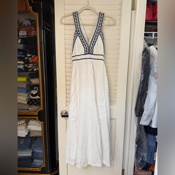 J. Crew Dresses & Skirts - J. Crew White Hamptons Maxi Dress with Navy Embroidery